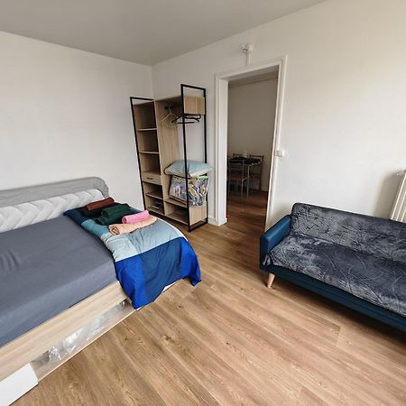 Appartamento F1 Equipe Avec Ascenseur, Parking Et Pres Des Transports Argenteuil Esterno foto